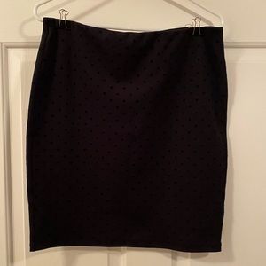 Black polka dot pencil skirt